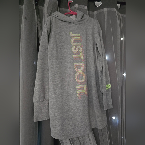 Nike Girl's Gray Long Sleeve Dress! Like New! Excellent condition! - Picture 1 of 5